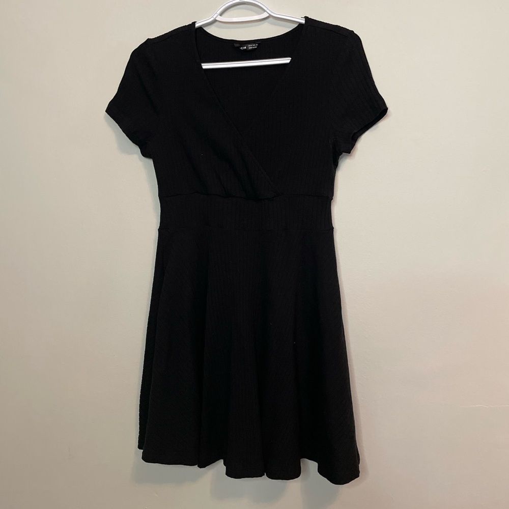 Brand: SHEIN | Size: M | Color: black